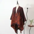 Bruine gebreide poncho met oranje paisley-patroon voor herfst- en winterreizen - Sjaal met split - Diepzee bloemen - Oranje & koffie