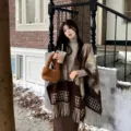 Vintage Maillard Strickschal-Poncho mit Hahnentrittmuster und Fransenverzierung. - 130*150cm / Gradient Houndstooth Coffee