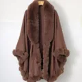 Brown winter shawl cape with large faux fur collar, mid-length warm poncho for women. - Robe / 138x150cm / Coffee