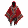 Modieuze rode gebreide poncho met capuchon, hartpatronen en stijlvolle franjedetails - Tops / 130*150CM / Rood