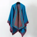 Chal tejido con capucha bohemio azul con bordados florales rojos para mujer - 130*150CM / Azul
