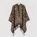 Elegant men's knitted shawl featuring vintage patterns and fringe details for winter. - Black and Camel Split Scarf