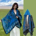 Poncho in maglia blu con cappuccio e motivi floreali vintage per l'esterno - 130*150cm / Blu-Verde