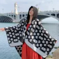 Stylish hooded knit poncho shawl with black and white floral jacquard pattern for winter - Ice Cream Pattern - Black & White
