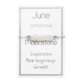 Pulsera de piedra de nacimiento de junio con tres piedras lunares en tarjeta de regalo - Junio - Piedra de Luna / 1 Pieza