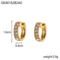 Vue détaillée de boucles d'oreilles en titane doré avec zircons, hauteur 1,6 cm - Style Strass Pavé Transparent Doré (GE48182B2A0)