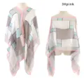 Summer plaid sunscreen shawl with buttons in pink faux silk material - 96*150cm / Pink