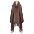 Eleganter brauner Winter-Schal aus Kaschmir-Imitat mit dickem Pelzkragen und Fransen - Camel