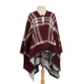 Elegante chal poncho de punto a cuadros para mujer con borlas en granate y gris - Tops / 130*150cm / Burdeos