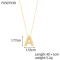 Elegante collar dorado con colgante de la letra A e incrustaciones de cristales - Letra A