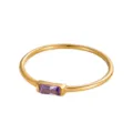 Elegante anello dorato con pietra di zircone viola rettangolare pietra portafortuna - n.5 / Fascia in Strass Viola / Oro 18K