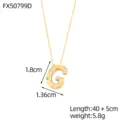Exquisito collar chapado en oro con colgante de inicial G, cristales y detalles de tamaño - Letra G