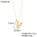 Collar con colgante de letra V minimalista bañado en oro con detalles de strass - Letra V