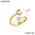Anillo abierto ajustable de oro con una letra C de circonita cúbica brillante - Letra C / Chapado en oro 18K