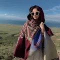 Ethnic style hooded cashmere shawl poncho for women travel and outdoor warmth - 130*150cm / Burgundy