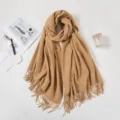 Warmer verdickter kamelfarbener Kaschmir-Imitat Schal mit eleganten Fransen für den Winter. - 70*180cm / Camel