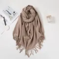 Dicker einfarbiger taupefarbener Schal in Kaschmir-Optik mit eleganten Fransen für den Winter - 70*180cm / Khaki