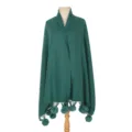 Eleganter dunkelgrüner Strickschal für Damen mit dekorativen weichen Pelzpompons - Grün