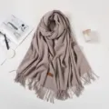 Eleganter malvenfarbener Schal aus Kaschmirimitat mit langen Fransen für Damen - 70*180cm / Hellbeige