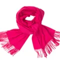 Eleganter leuchtend rosa Winterstrickschal mit schönen dekorativen Fransenquasten - 70*180cm / Fuchsia