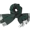 Einfarbiger dunkelgrüner Winterschal mit Fransen, weicher Strickschal für Damen und Herren - 70*180cm / Dunkelgrün
