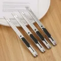 Juego de 4 pequeños cúteres de acero inoxidable con controles negros para la oficina - Estilo Cabeza Plana