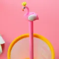 Simpatica penna gel fenicottero rosa con corona gialla per scuola e ufficio cancelleria - 0.5mm / Rosa