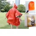 Poncho de supervivencia de emergencia para camping al aire libre, impermeable térmico cortavientos. - Bolsa de tela con silbato e impermeable naranja