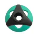 Detalle de la roseta para bastón de trekking con orificio roscado y diseño resistente. - Nuevas rosetas triangulares verdes para nieve