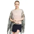 Elegantes Chiffon-Sonnenschutz-Tuch mit grauem Blumendruck für Damen im Sommer - Grau