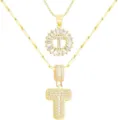 Mehrlagige goldene Buchstabe T Halskette mit funkelnden Zirkonia, stilvoller Kupferschmuck. - Buchstabe T / Gold