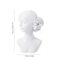 Elegante expositor de joyas de busto de niña de resina blanca, 14,5cm x 9cm - Resin Closed-Eye Girl - White