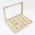 Scatola portagioie beige in lino a 12 scomparti con coperchio in vetro per collane - 15 Grids Slanted Pendant / 35*24*4.5cm