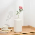 Künstliche kurze Zweige Rosen Seidenblume mit Keramikvase Heimdekoration Fotografie Requisite - Rosa