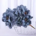 Blau-grauer künstlicher 9-Kopf-Pfingstrosen-Seidenblumenstrauß für Hochzeit und Heimdekoration. - Saphirblau