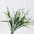 Künstliche 7-Gabel Frühlingsgras Orchidee Kunstblume Strauß für Heimtextilien und Innendekoration. - Weiß