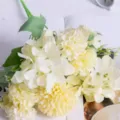 Kunstseide Blumenstrauß 5 Gabeln künstliche Blumen Hochzeit Heimdekoration Blumenarrangement - Gelb