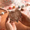 Wooden heart plaque with gratitude text and floral border, perfect for Mothers Day gift decor. - Style B