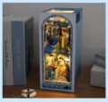 Sujetalibros miniatura DIY casa de muñecas estilo mediterráneo con luces LED cálidas - Reino de la brisa marina (con manual en inglés)