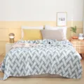 Drielaagse gazen deken zomer katoen ademend deken blauw geometrisch patroon bed - Gekruist ruitpatroon blauw