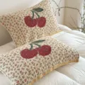 Housse de coussin matelassée aux cerises, linge de lit doux et respirant pour la maison. - 52 * 75 cm / Cerisier en fleurs - Bord droit