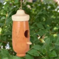 Casita colgante de madera para colibríes de jardín, mini comedero decorativo para pájaros con hojas. - A-Schima superba