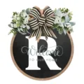 Targa per porta in legno lettera R con fiocco bianco nero e ghirlanda decorazione SKU - 30*30cm / Lettera R