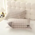 Housse de coussin en gaze de coton à carreaux respirant doux literie de maison - 52x78 cm (l'unité) / Papillon dansant gris