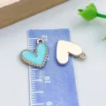 Ciondolo a cuore in smalto blu lago per la creazione di gioielli DIY - Cuore Smaltato Blu Lago (14983) / 1 Pezzo (13*13mm) / Blu lago