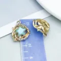 Ciondolo a stella marina in oro KC con resina blu e strass per creazione gioielli fai da te - KC Oro Stella Marina (28162) / 1 Pezzo/Confezione (19x16mm) / Blu