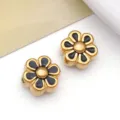 Cuentas de margarita de acero inoxidable dorado con esmalte negro para joyería DIY. - Cuentas de margaritas perforadas (T1540) / 1 Pieza (8*8mm) / Negro