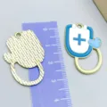 Breloques médicales en émail bleu pour la création de bijoux artisanaux faits main - 1 Pièce (31x21mm)