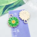 Grüne Emaille Gänseblümchen Anhänger für die DIY Schmuckherstellung Handwerk Zubehör - Kleines Gänseblümchen (14790)