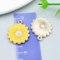 Yellow enamel daisy sunflower alloy pendant with ruler size comparison - Round Sunflower (12055) / 1 Piece (18*21mm)